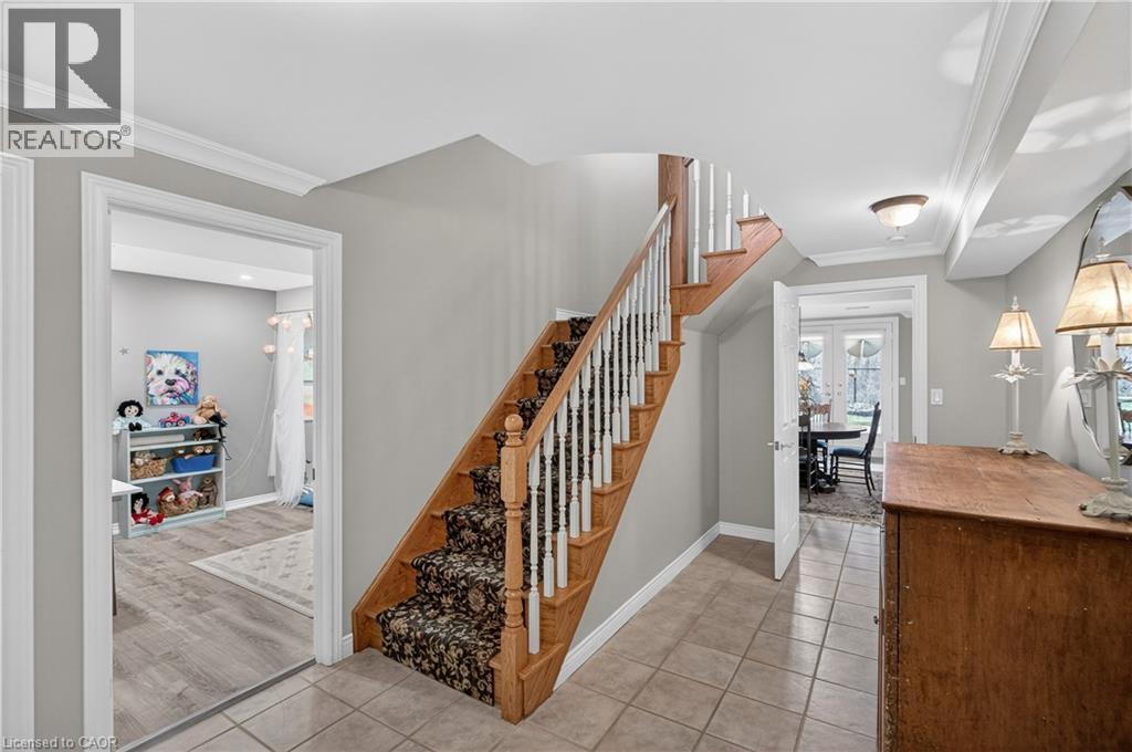 136 Grindstone Way, Waterdown, Ontario  L9H 7B8 - Photo 34 - 40812127