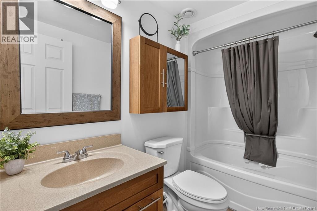 53 Naples, Moncton, New Brunswick  E1G 0Y1 - Photo 41 - NB136064