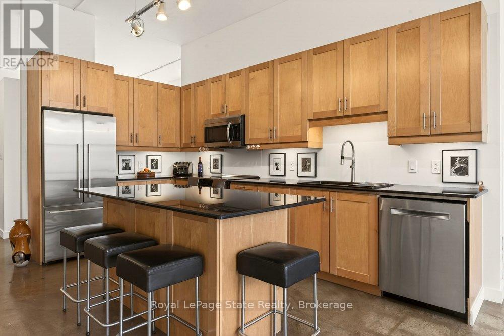 401 - 66 Bay Street S, Hamilton, Ontario  L8P 4Z6 - Photo 12 - X12856570