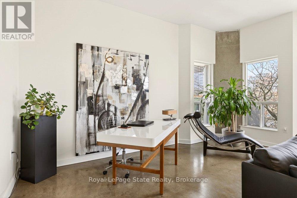 401 - 66 Bay Street S, Hamilton, Ontario  L8P 4Z6 - Photo 7 - X12856570