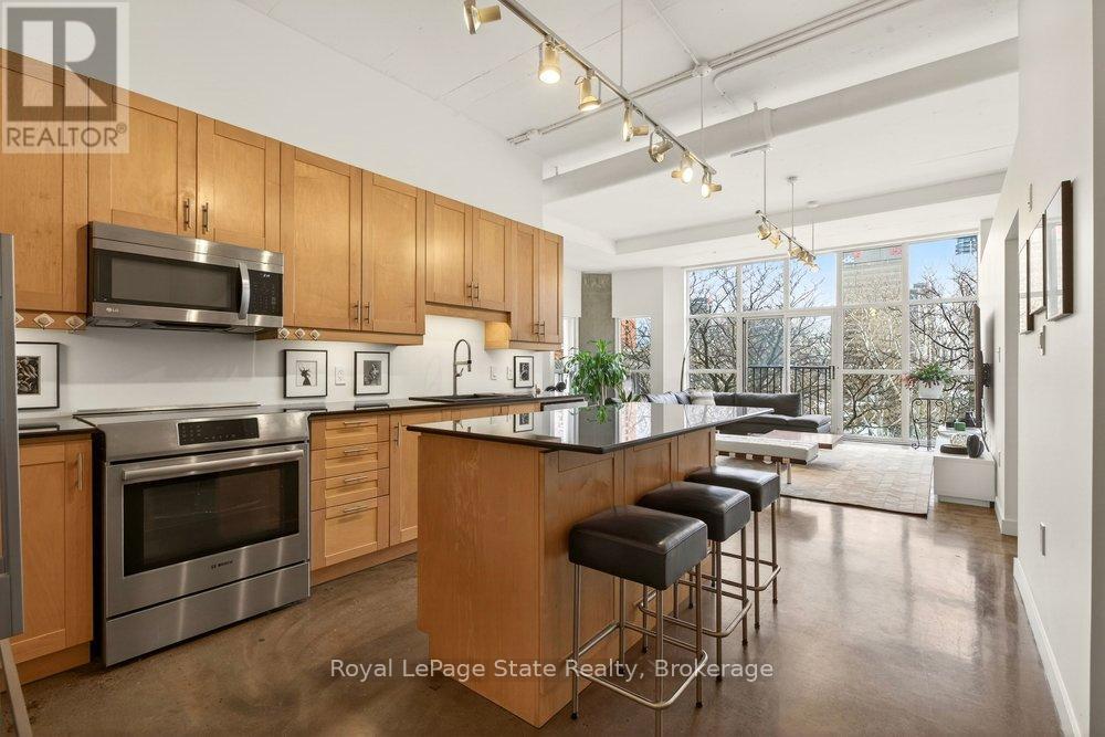 401 - 66 Bay Street S, Hamilton, Ontario  L8P 4Z6 - Photo 13 - X12856570