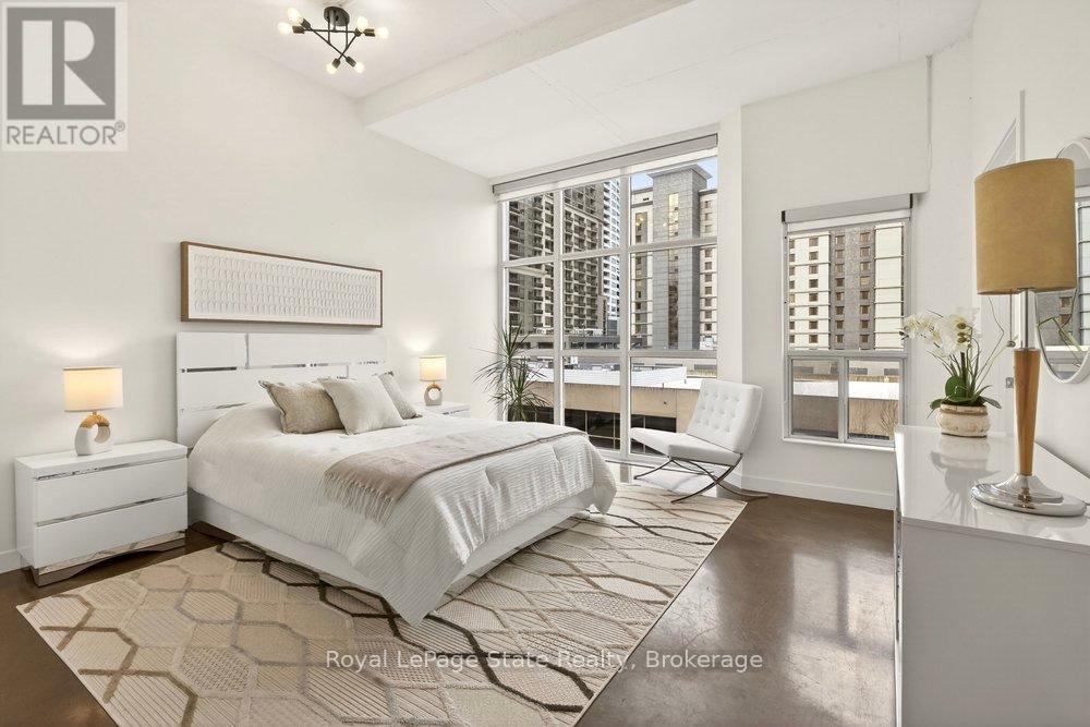 401 - 66 Bay Street S, Hamilton, Ontario  L8P 4Z6 - Photo 18 - X12856570