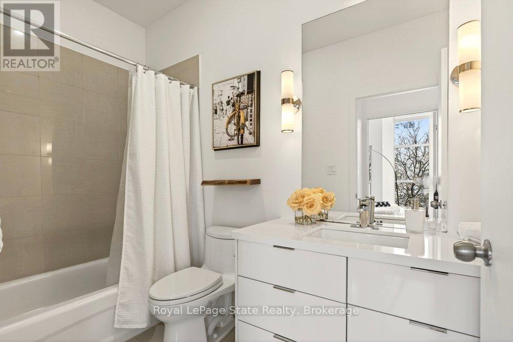 401 - 66 Bay Street S, Hamilton, Ontario  L8P 4Z6 - Photo 31 - X12856570