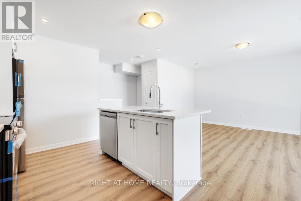 1031 - 1031 Creekway Private, Ottawa, Ontario  K2T 0R8 - Photo 6 - X12935068