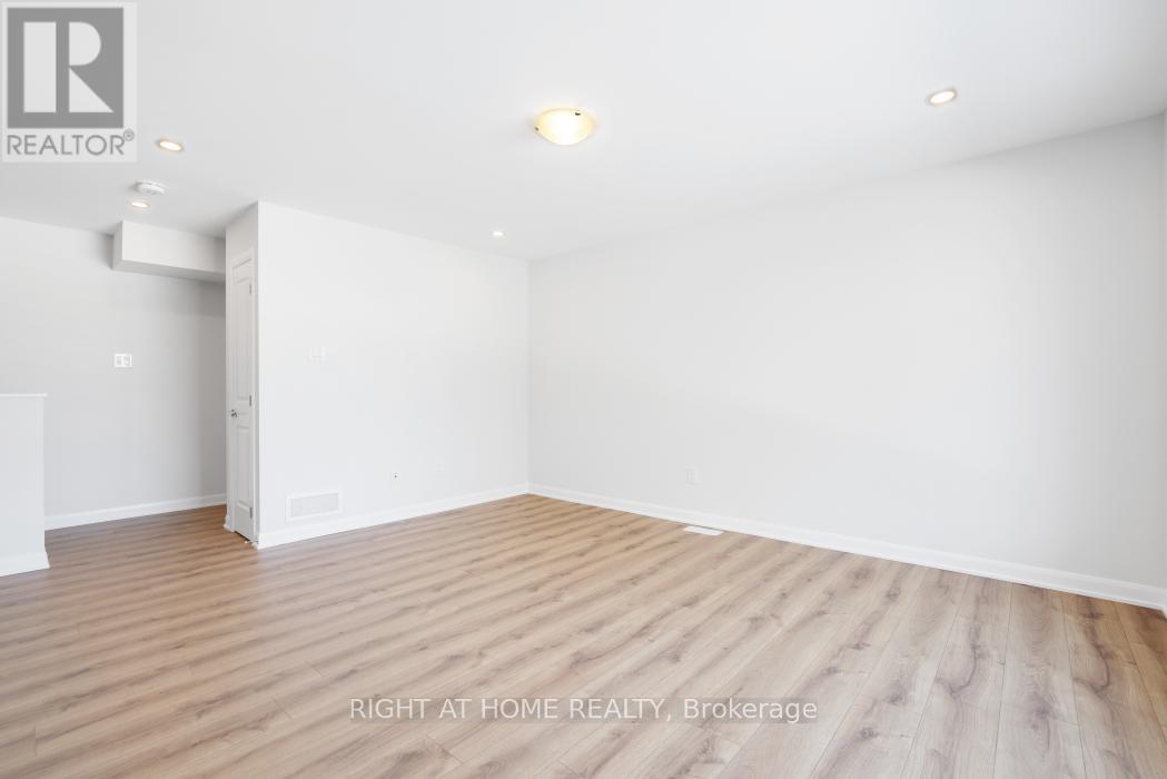 1031 - 1031 Creekway Private, Ottawa, Ontario  K2T 0R8 - Photo 7 - X12935068