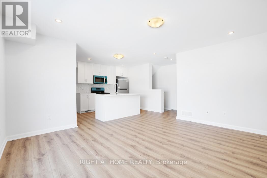 1031 - 1031 Creekway Private, Ottawa, Ontario  K2T 0R8 - Photo 9 - X12935068