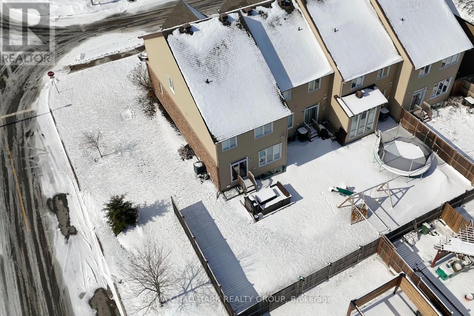 844 Cedar Creek Drive, Ottawa, Ontario K1T 0B3 - Photo 29 - X12935178