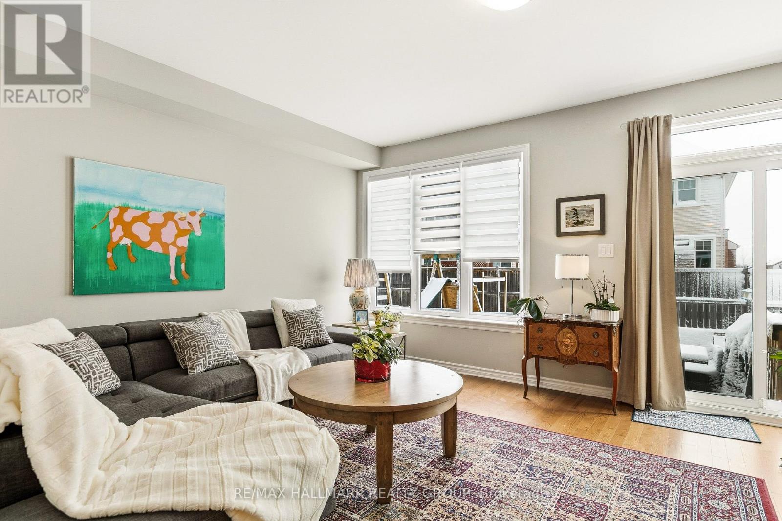 844 Cedar Creek Drive, Ottawa, Ontario K1T 0B3 - Photo 5 - X12935178