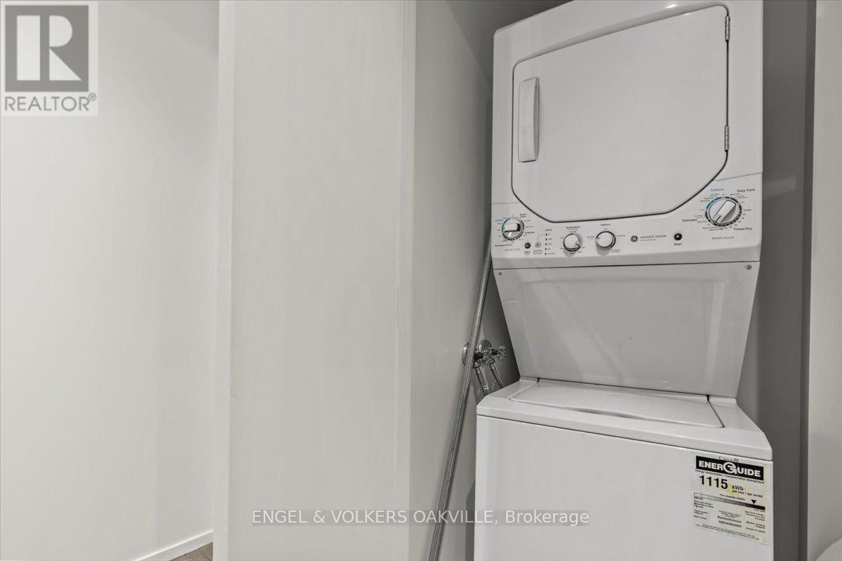 2405 - 159 Dundas Street E, Toronto, Ontario  M5B 0A9 - Photo 17 - C12935066