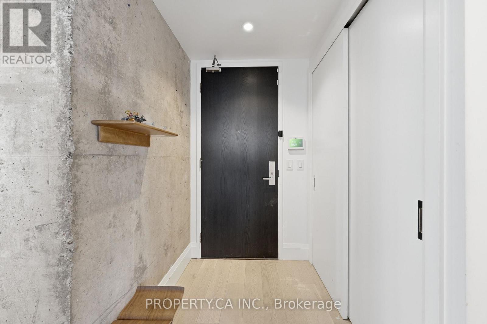 1904 - 224 King Street W, Toronto, Ontario  M5H 0A6 - Photo 18 - C12935160