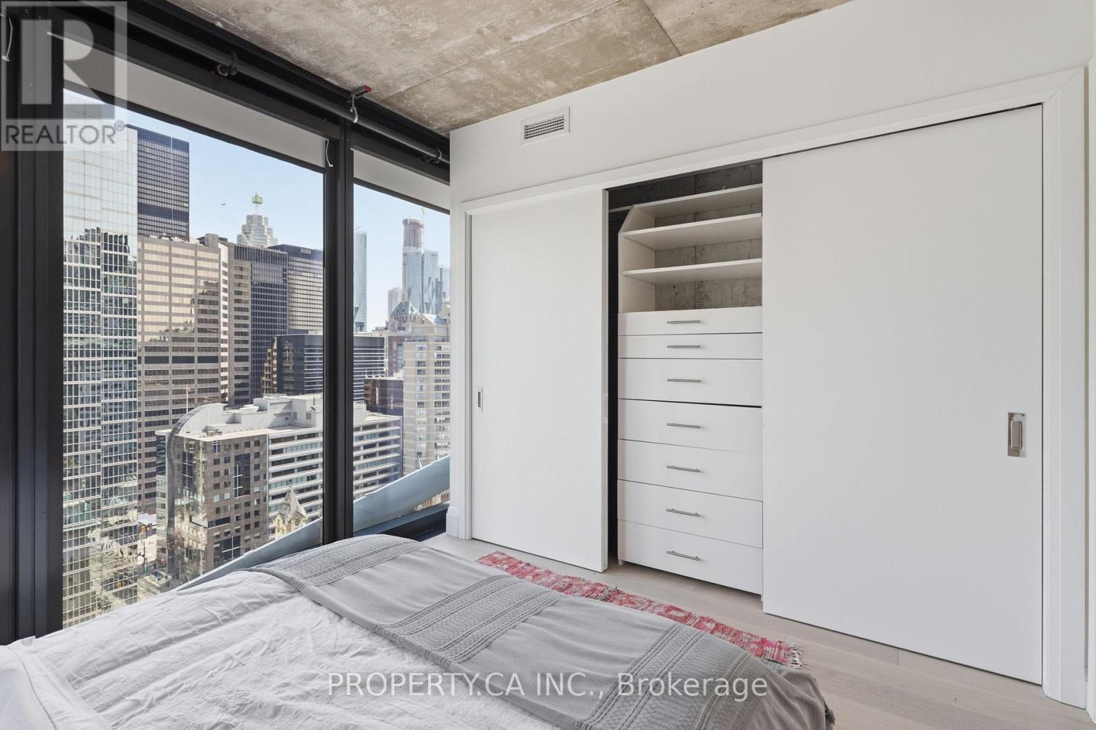 1904 - 224 King Street W, Toronto, Ontario  M5H 0A6 - Photo 13 - C12935168