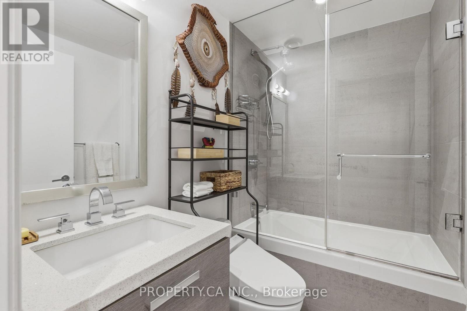 1904 - 224 King Street W, Toronto, Ontario  M5H 0A6 - Photo 15 - C12935168