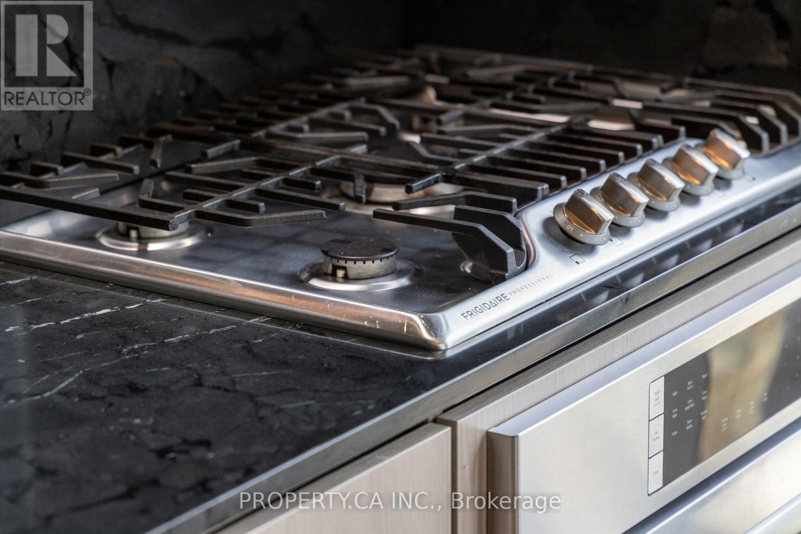 1904 - 224 King Street W, Toronto, Ontario  M5H 0A6 - Photo 21 - C12935168