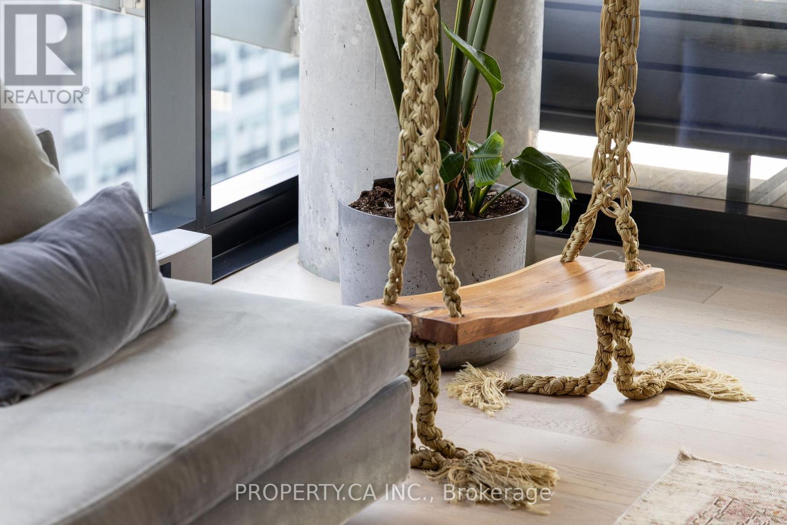 1904 - 224 King Street W, Toronto, Ontario  M5H 0A6 - Photo 28 - C12935168