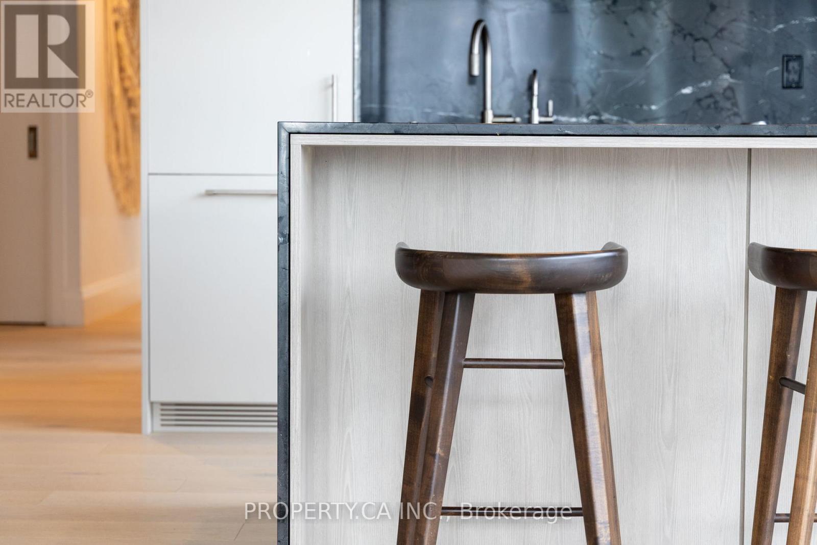 1904 - 224 King Street W, Toronto, Ontario  M5H 0A6 - Photo 32 - C12935168