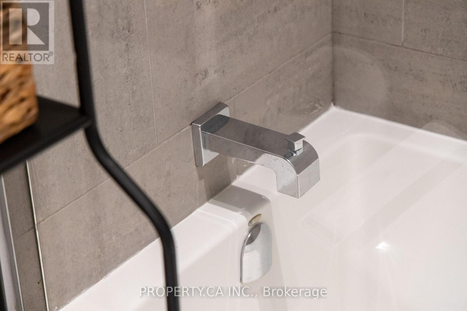 1904 - 224 King Street W, Toronto, Ontario  M5H 0A6 - Photo 34 - C12935168