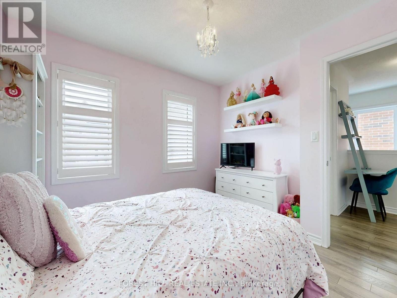 55 Stocks Lane, Aurora, Ontario  L3X 1V9 - Photo 35 - N12934726