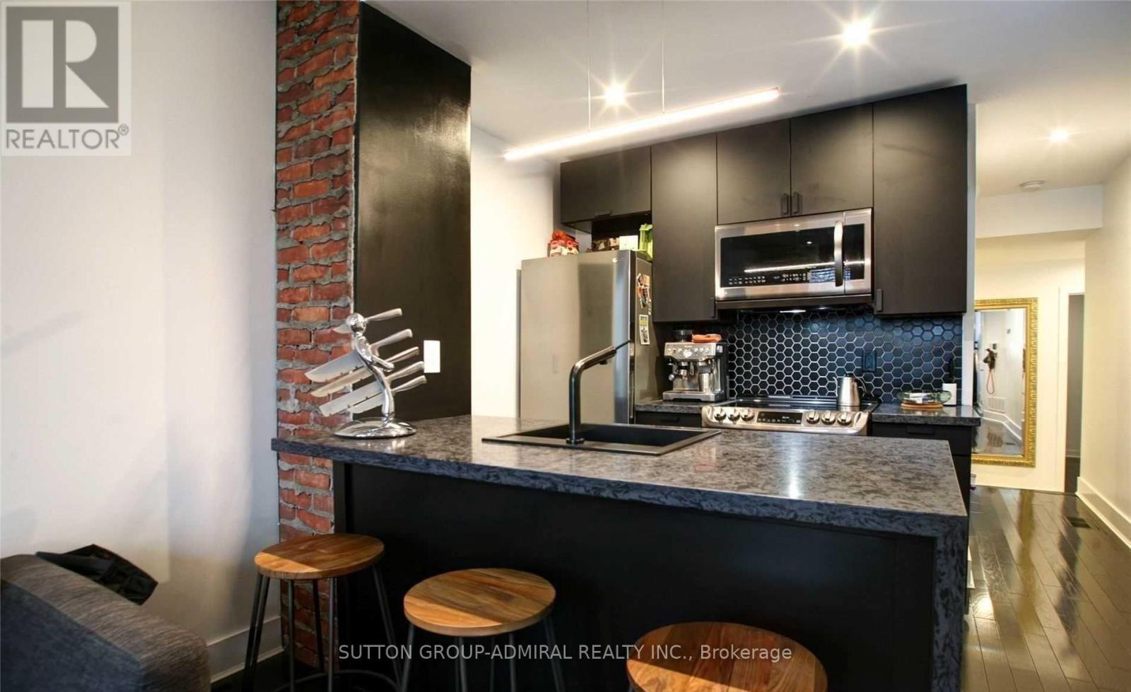 Main Floor - 177 Logan Avenue, Toronto, Ontario  M4M 2N2 - Photo 5 - E12935048