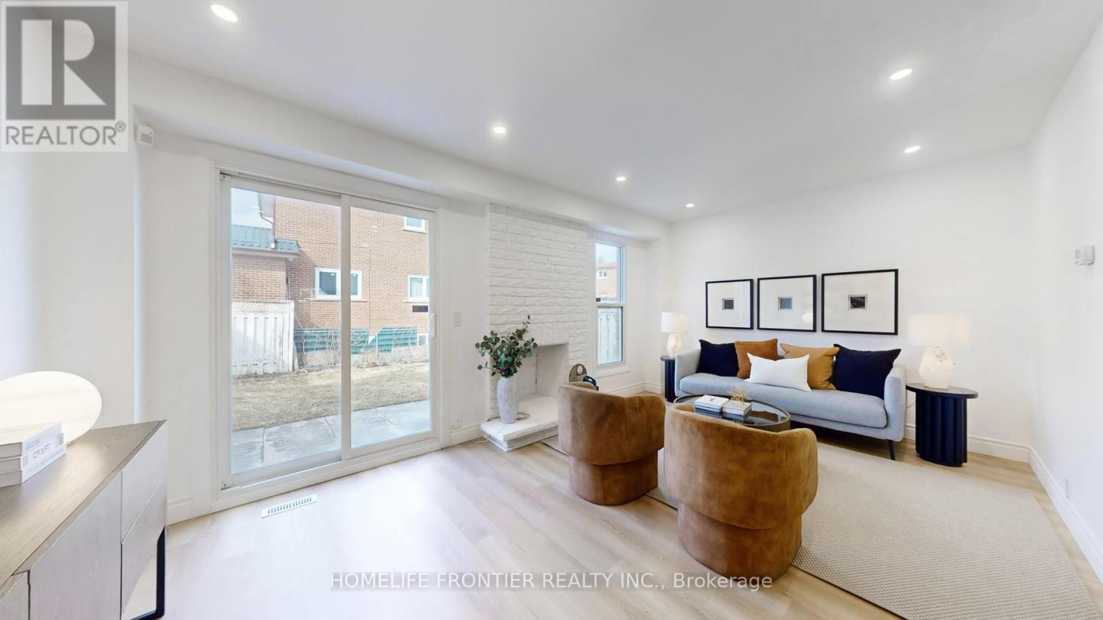 42 Green Spring Drive, Toronto, Ontario  M1V 2B1 - Photo 4 - E12935176