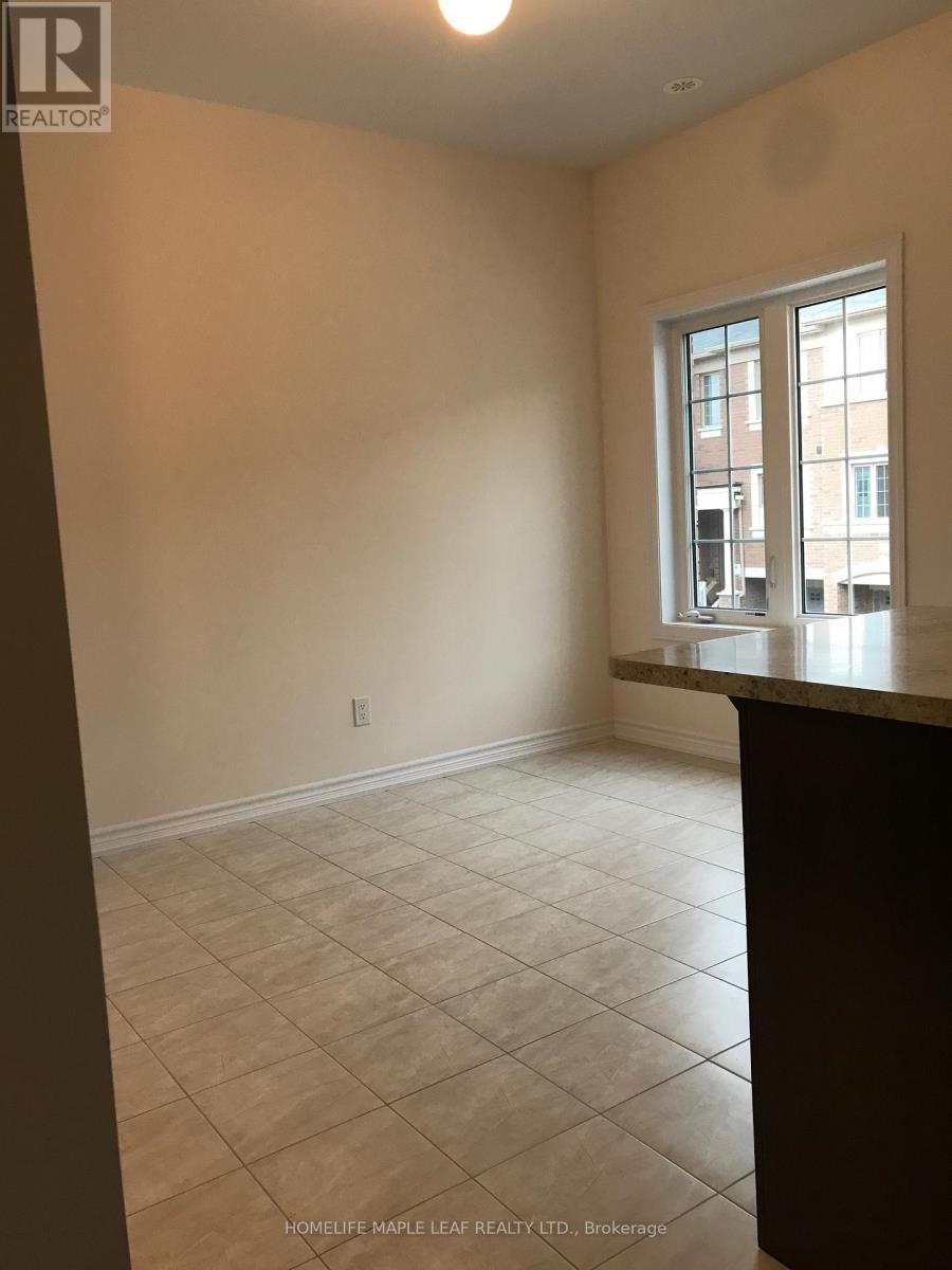 90 - 94 Aspen Hills Road, Brampton, Ontario  L6Y 6E4 - Photo 4 - W12924624