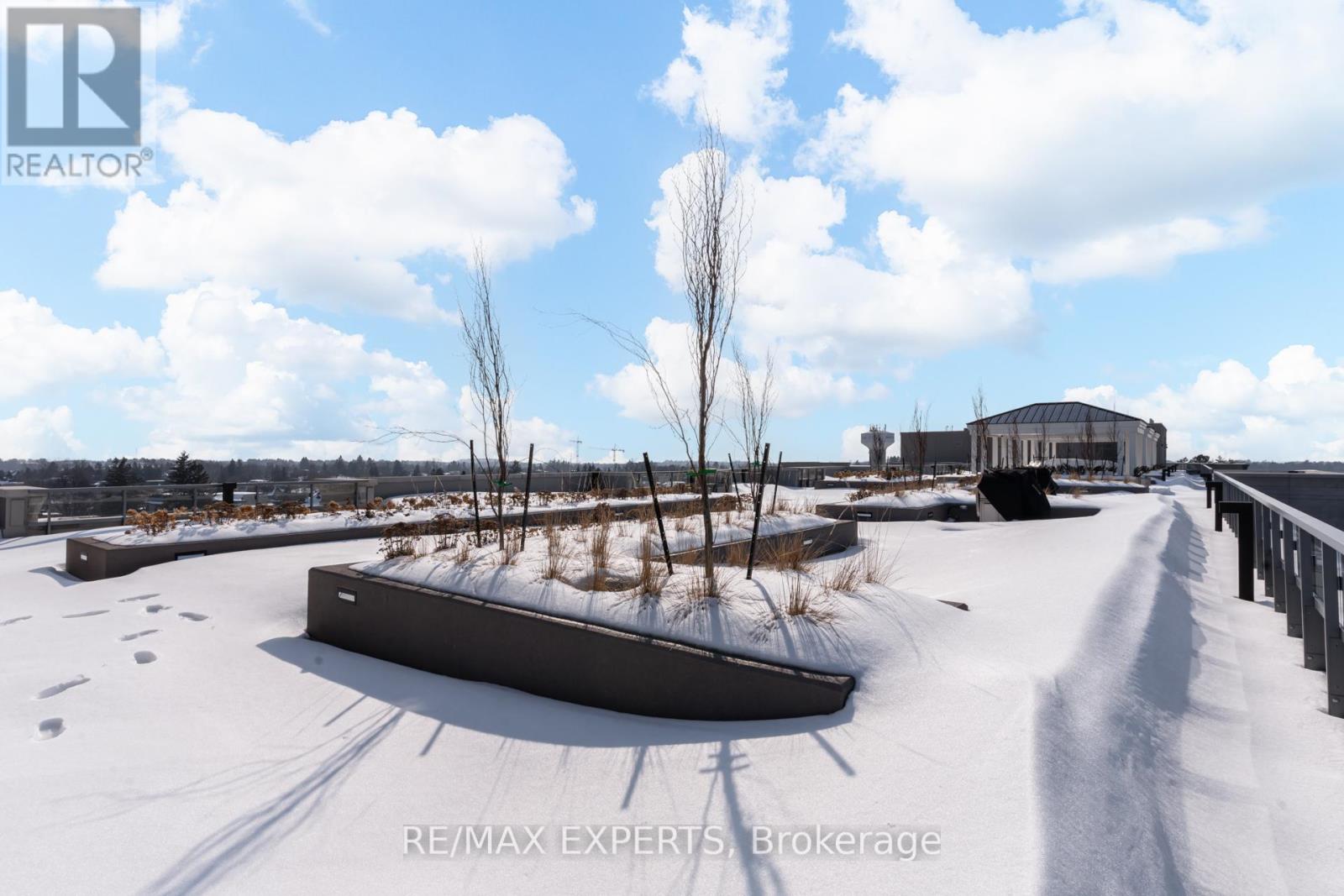 336 - 2075 King Road, King (King City), Ontario  L7B 0R6 - Photo 37 - N12934986