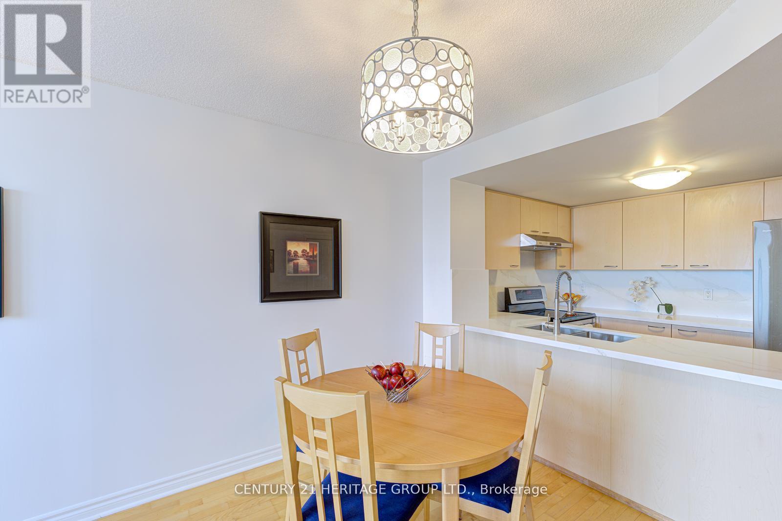 1003 - 130 Pond Drive, Markham, Ontario  L3T 7W5 - Photo 14 - N12935098