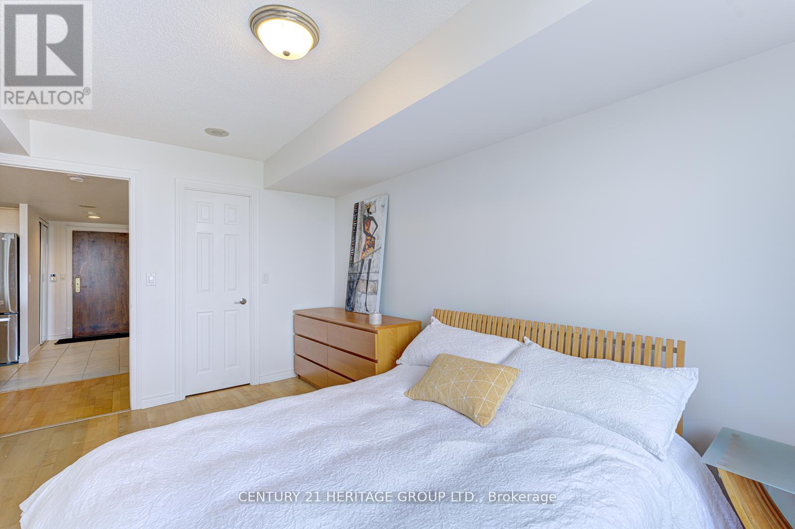 1003 - 130 Pond Drive, Markham, Ontario  L3T 7W5 - Photo 25 - N12935098