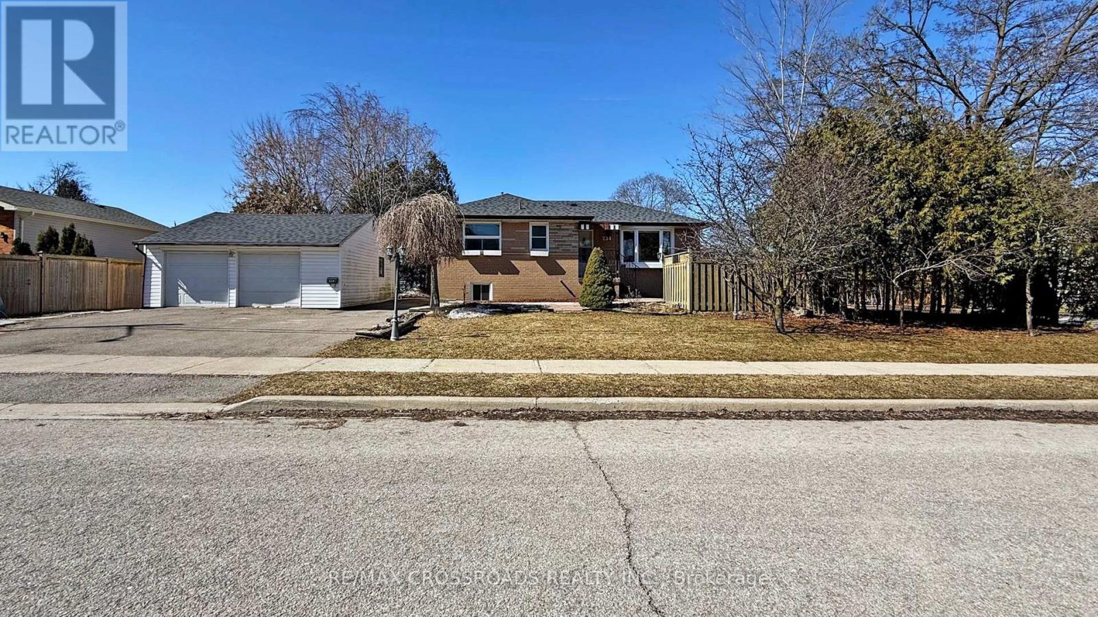 234 SUSSEX AVENUE, Richmond Hill, Ontario