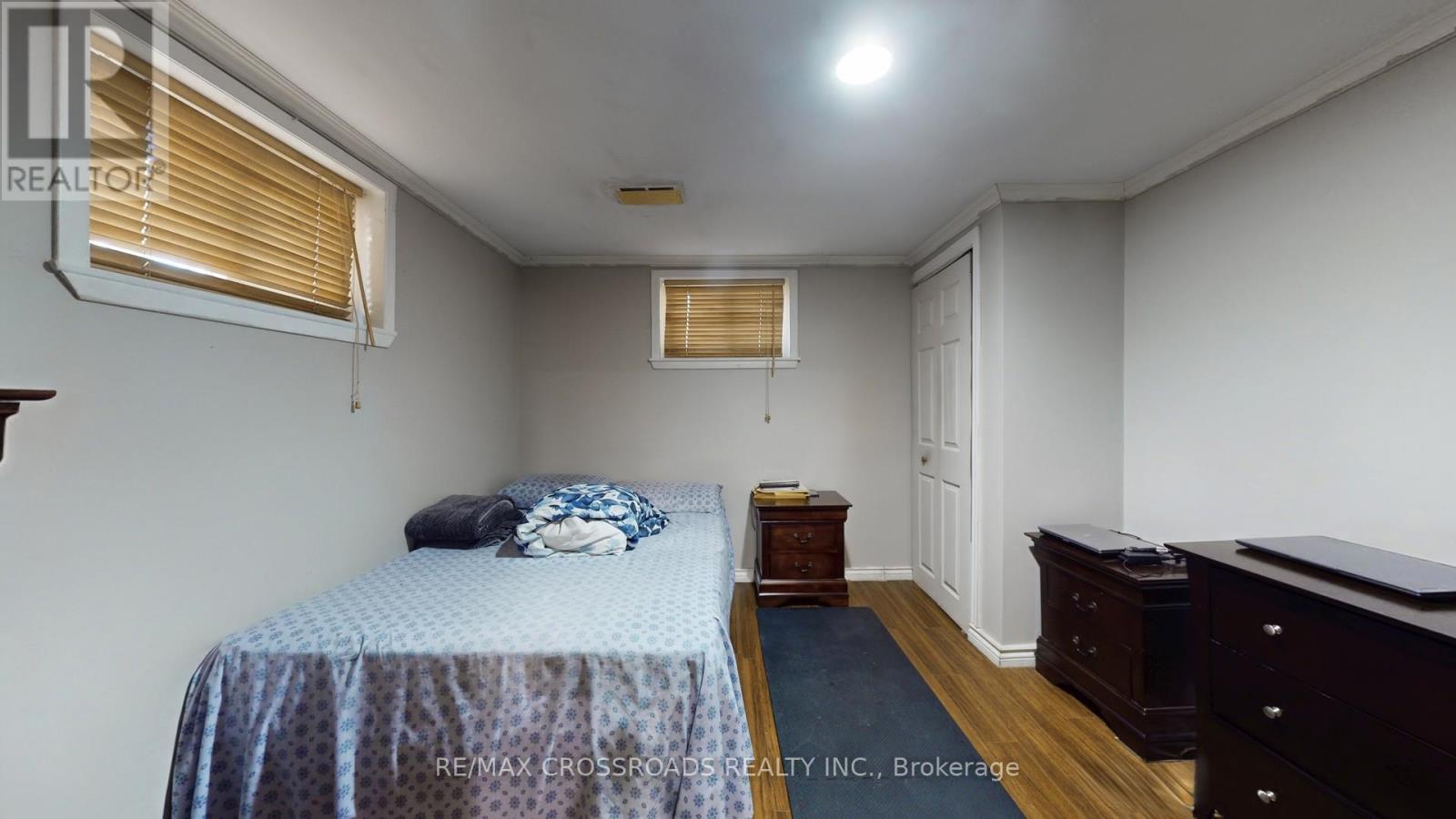 234 Sussex Avenue, Richmond Hill, Ontario  L4C 2G4 - Photo 15 - N12935104