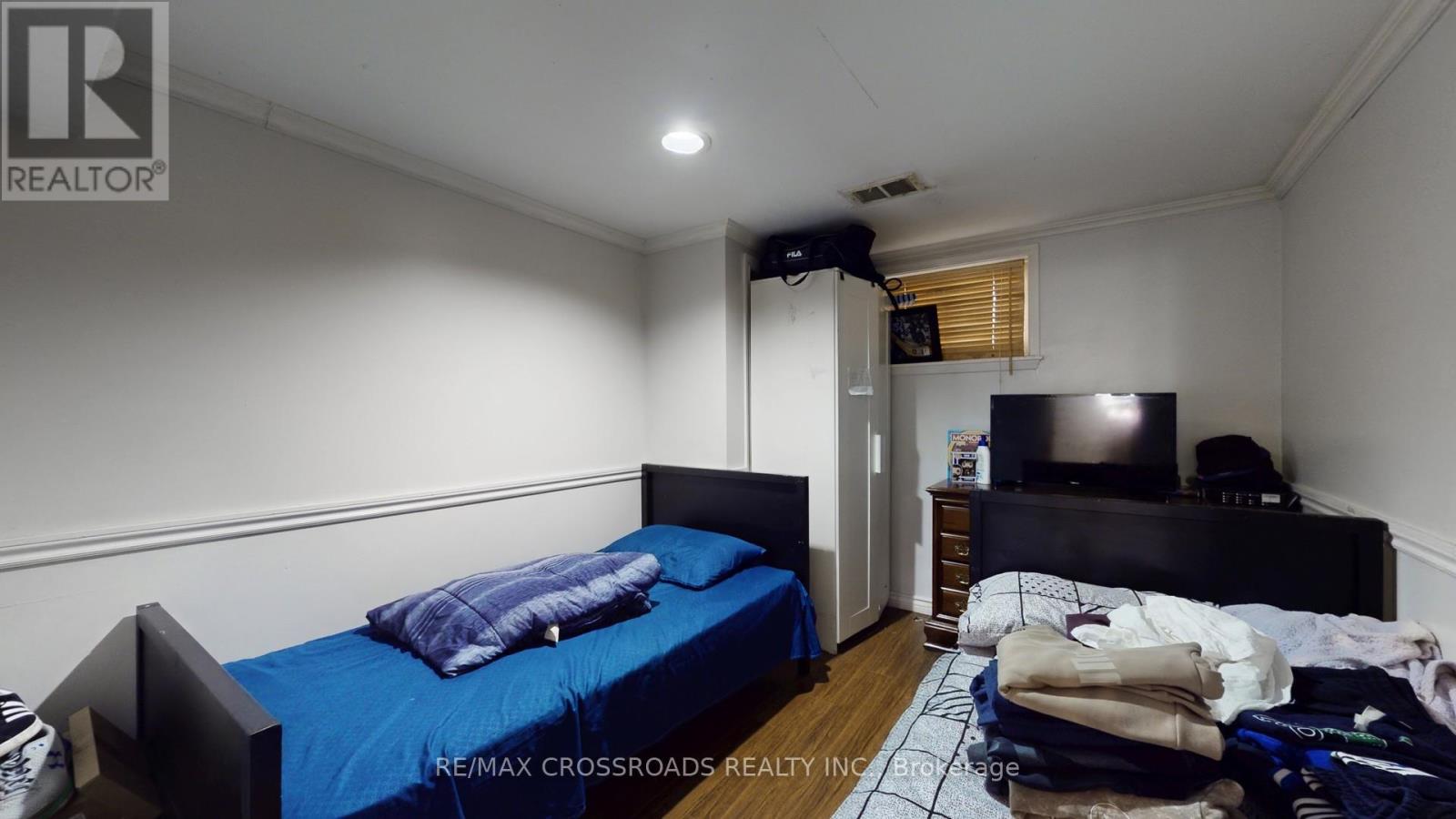 234 Sussex Avenue, Richmond Hill, Ontario  L4C 2G4 - Photo 16 - N12935104