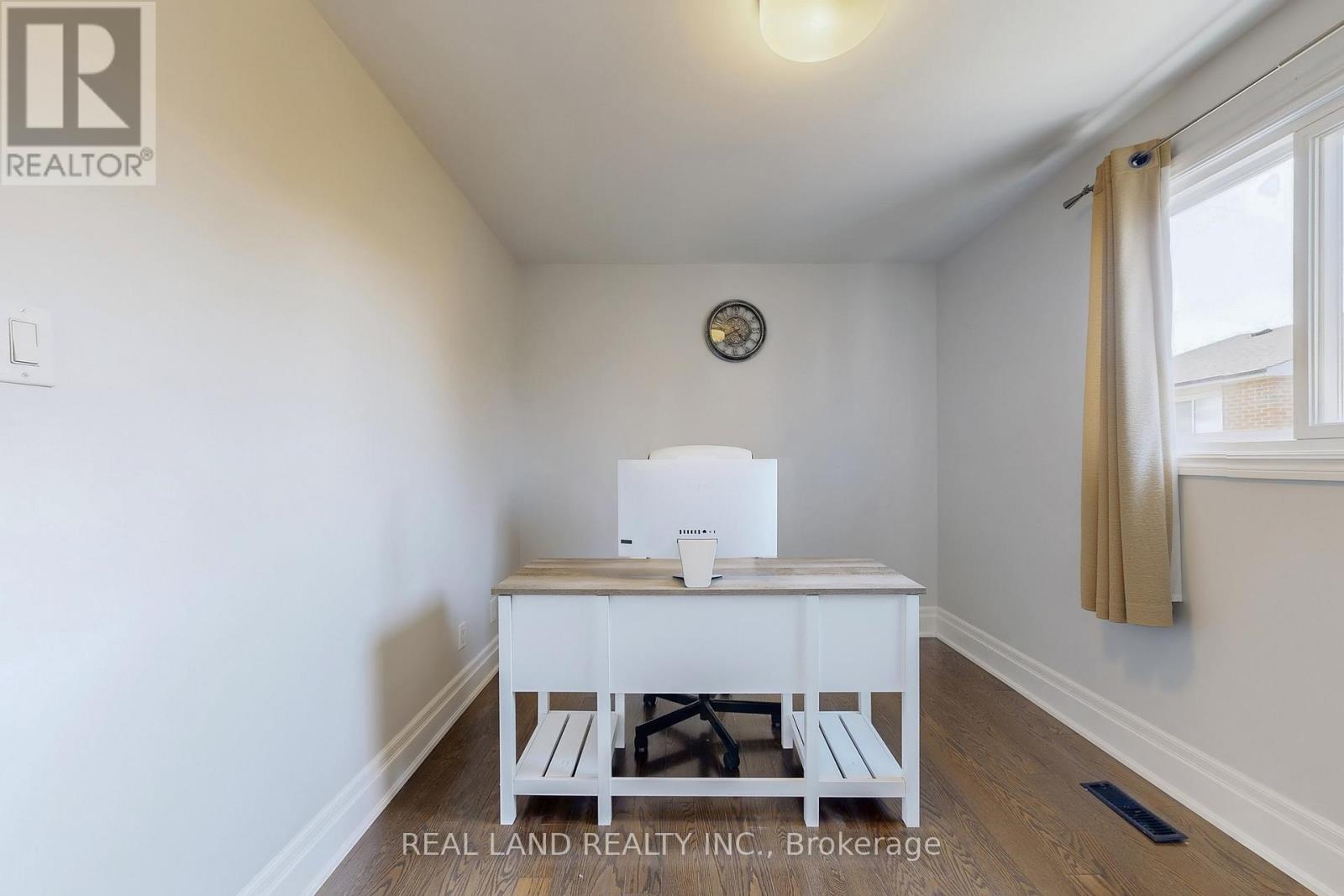 251 Glen Shields Avenue, Vaughan (Glen Shields), Ontario  L4K 2R1 - Photo 29 - N12935106