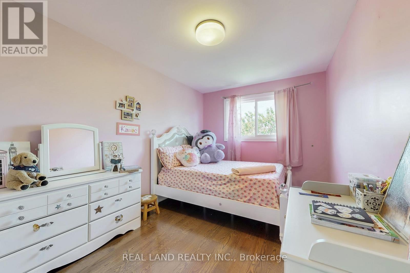 251 Glen Shields Avenue, Vaughan (Glen Shields), Ontario  L4K 2R1 - Photo 30 - N12935106