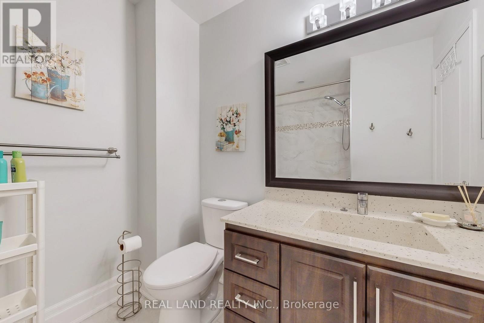 251 Glen Shields Avenue, Vaughan (Glen Shields), Ontario  L4K 2R1 - Photo 34 - N12935106