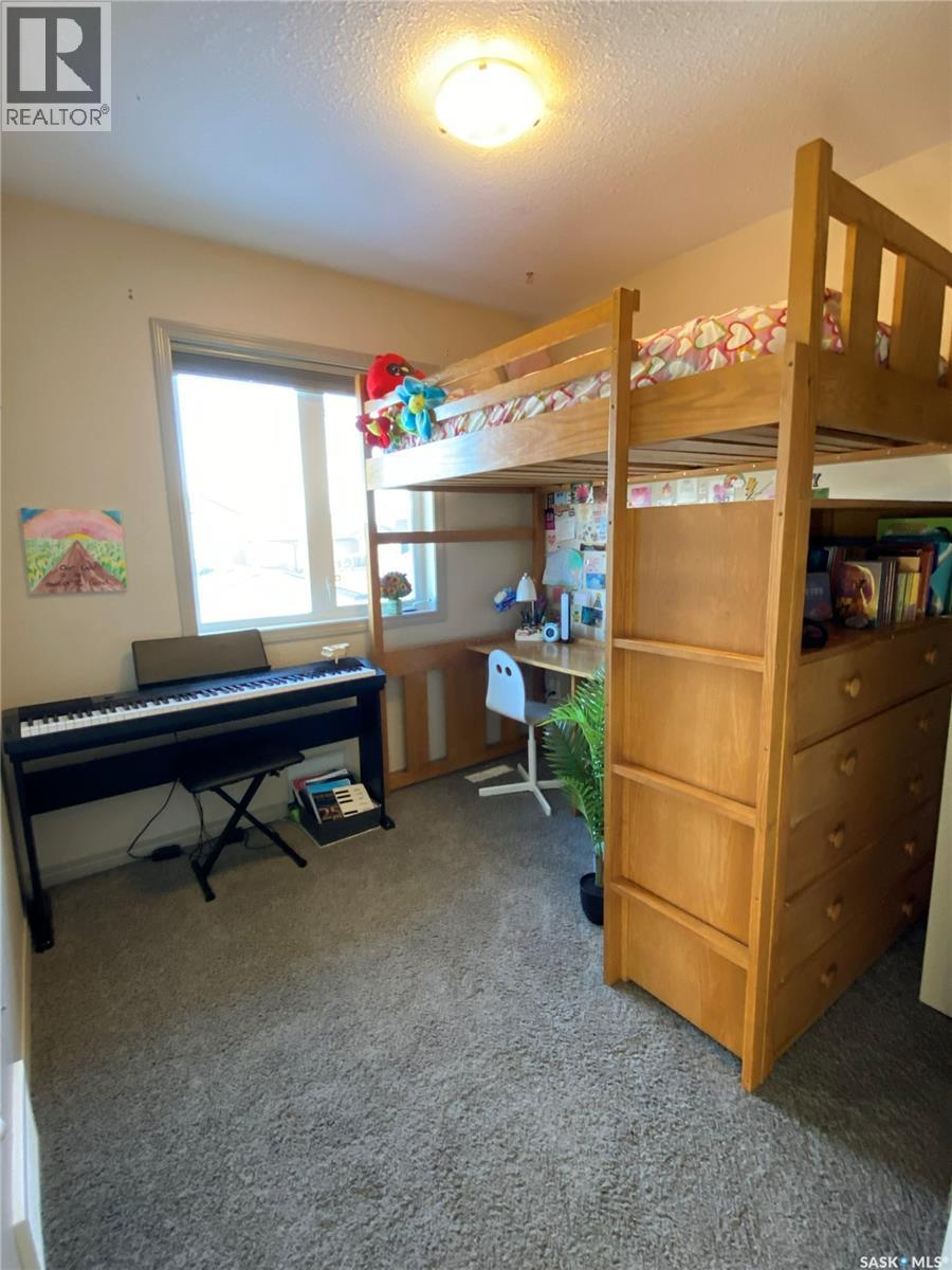 919 Glenview Cove, Martensville, Saskatchewan  S0K 0A2 - Photo 10 - SK031461