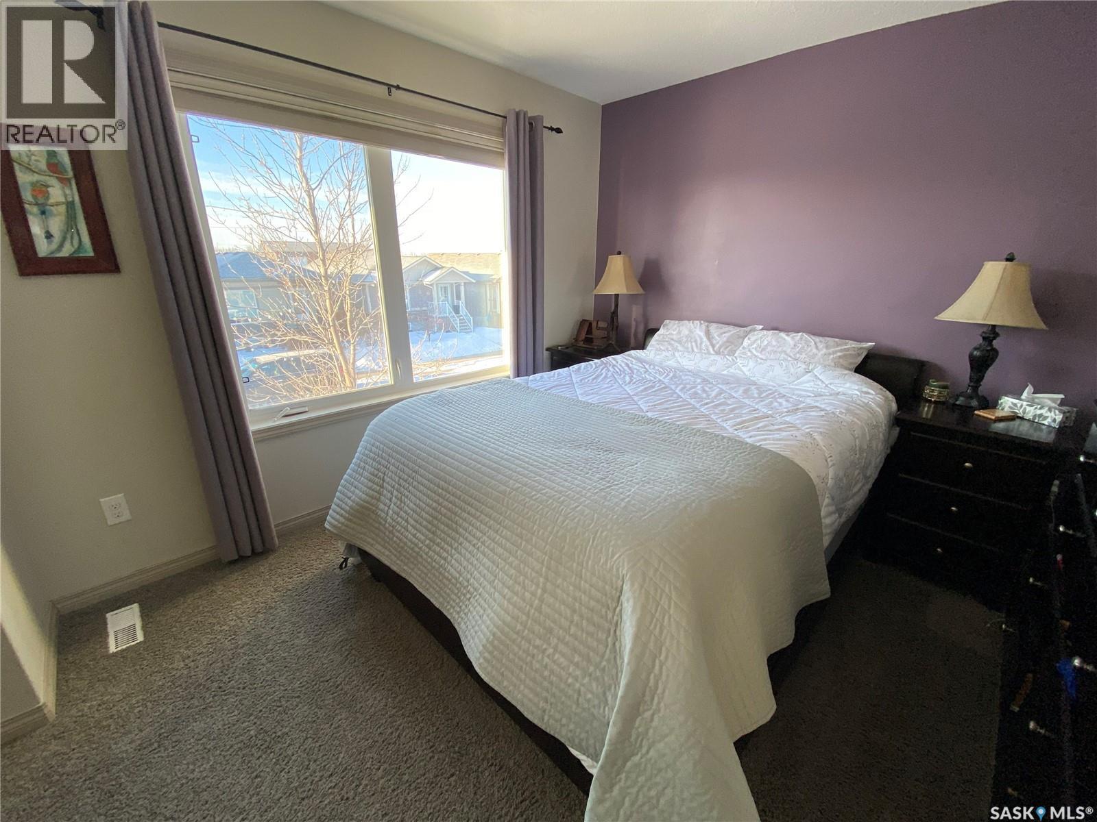 919 Glenview Cove, Martensville, Saskatchewan  S0K 0A2 - Photo 7 - SK031461