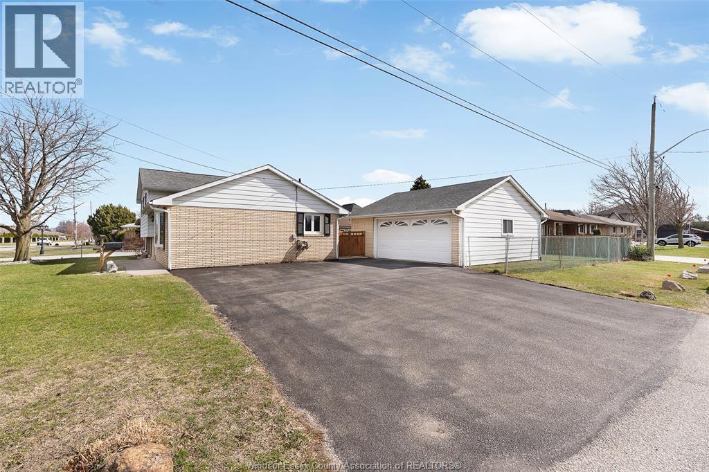 1105 Morton Drive, Lasalle, Ontario N9J 3V5 - Photo 3 - 26006509