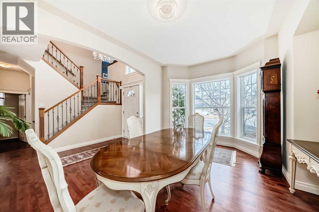 68 Strathlea Close SW, Calgary, Alberta  T3H 5B1 - Photo 4 - A2278599