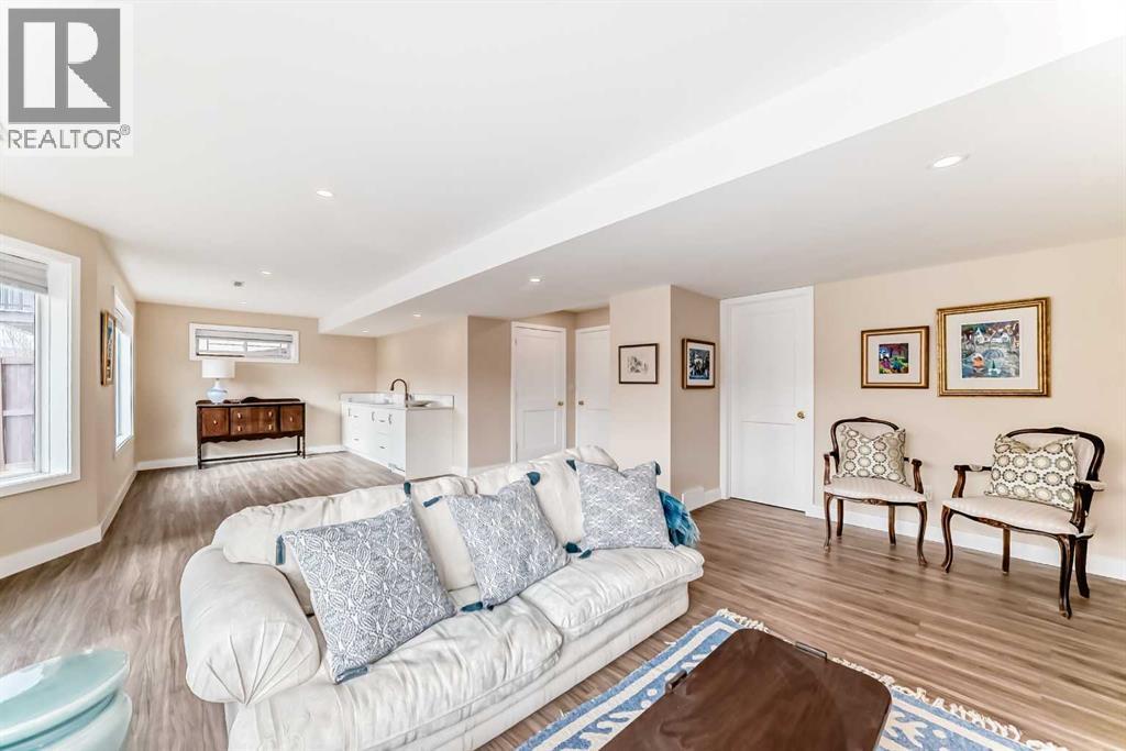 68 Strathlea Close SW, Calgary, Alberta  T3H 5B1 - Photo 30 - A2278599