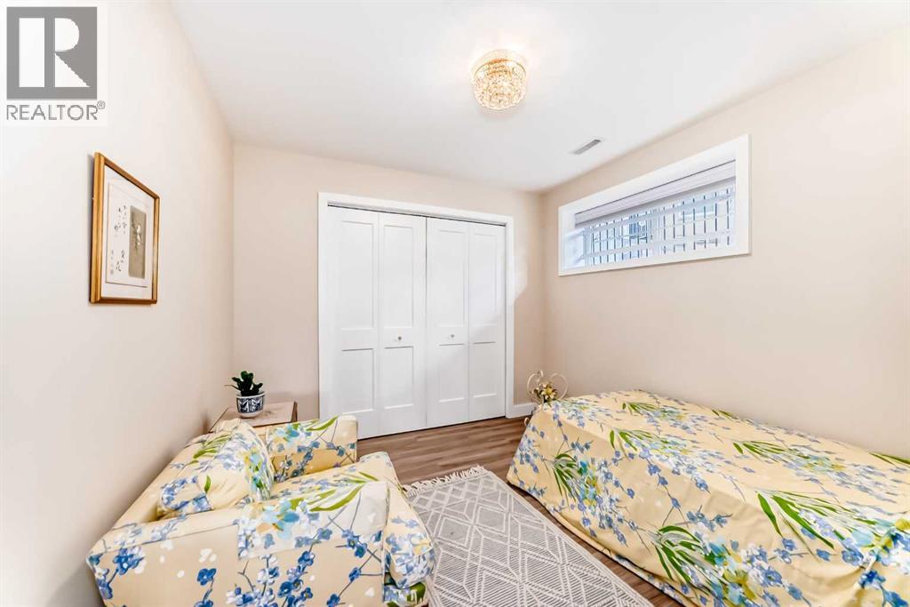 68 Strathlea Close SW, Calgary, Alberta  T3H 5B1 - Photo 36 - A2278599