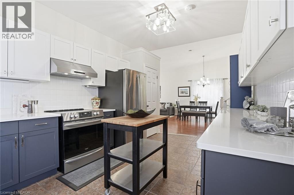 8407 Heikoop Crescent, Niagara Falls, Ontario  L2H 3J7 - Photo 10 - 40807495