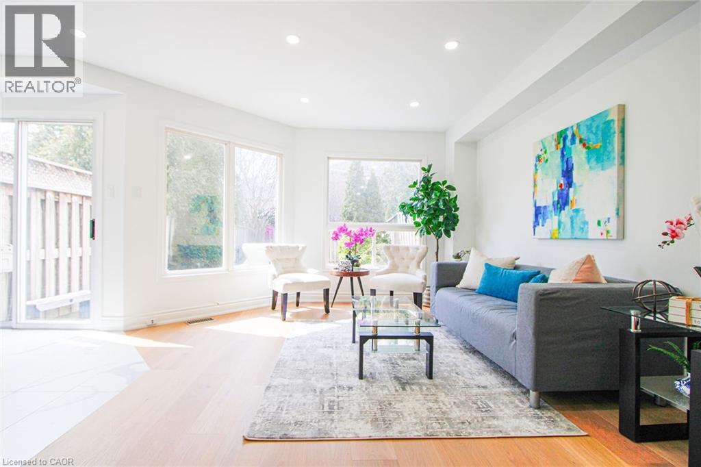 1114 Lindsay Drive, Oakville, Ontario  L6N 3B4 - Photo 5 - 40813781