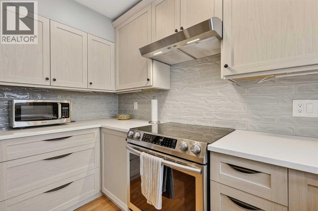 563 Regal Park Ne, Calgary, Alberta  T2E 0S6 - Photo 9 - A2294388