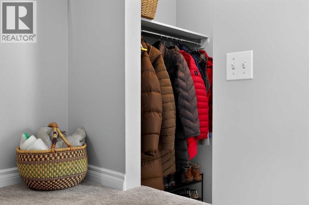 563 Regal Park Ne, Calgary, Alberta  T2E 0S6 - Photo 19 - A2294388