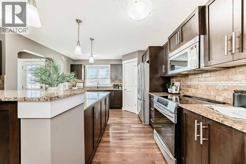 172 Morningside Manor SW, Airdrie, Alberta  T4B 0K4 - Photo 6 - A2296287