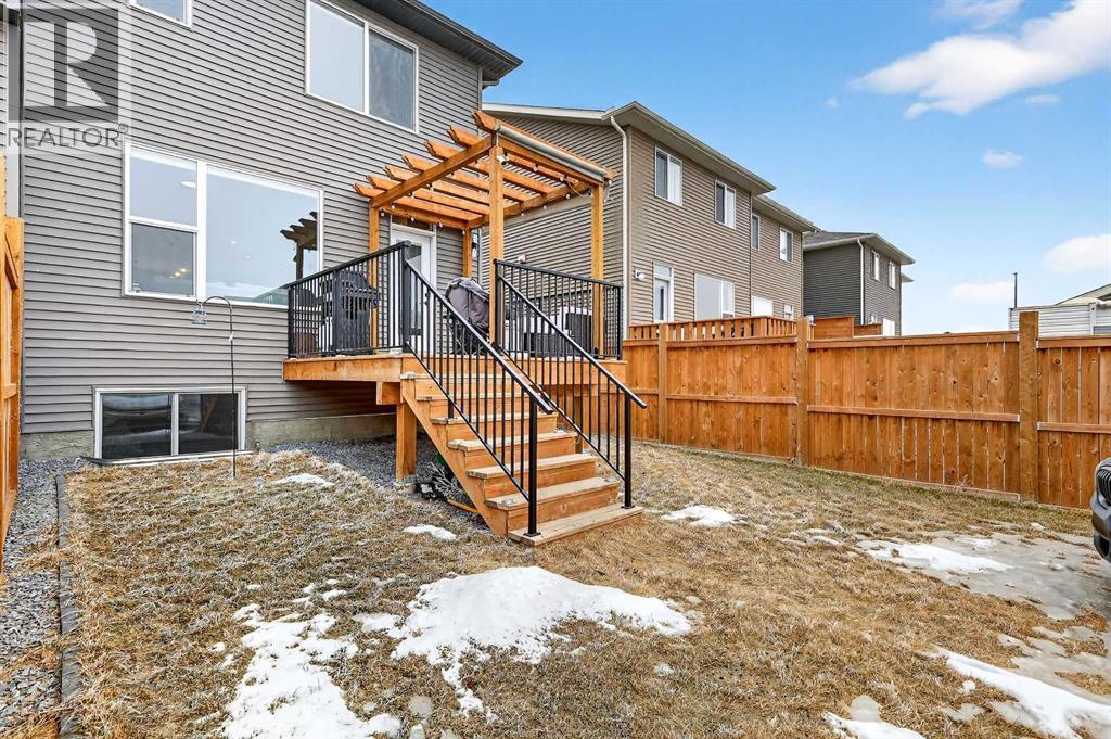 94 Wolf Gate NW, Okotoks, Alberta  T1S 5T9 - Photo 33 - A2296593