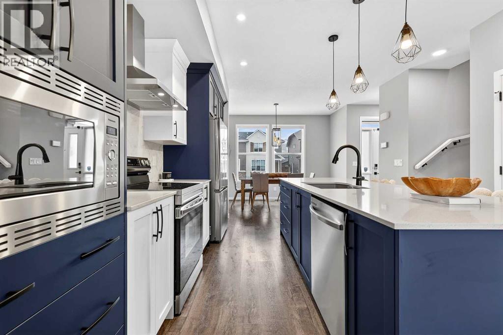 94 Wolf Gate NW, Okotoks, Alberta  T1S 5T9 - Photo 8 - A2296593