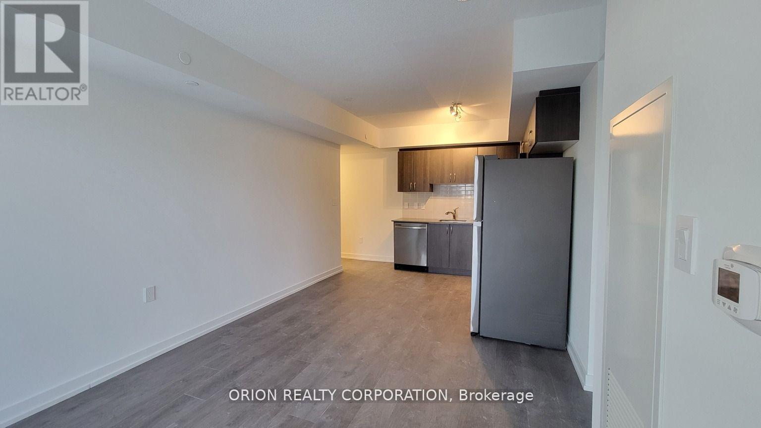 410 - 556 Marlee Avenue, Toronto (Yorkdale-Glen Park), Ontario  M6B 0B1 - Photo 11 - W12935002