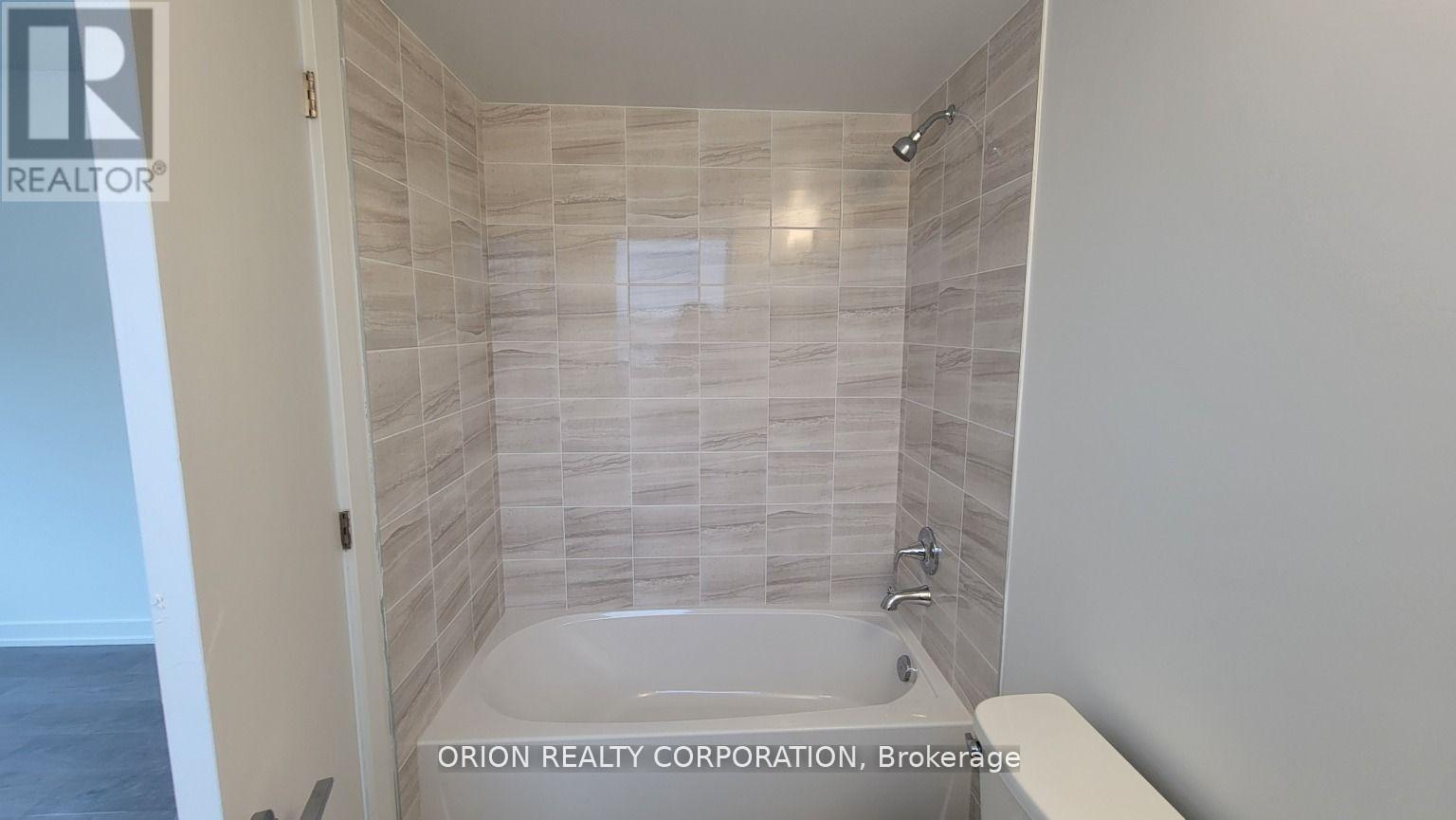 410 - 556 Marlee Avenue, Toronto (Yorkdale-Glen Park), Ontario  M6B 0B1 - Photo 20 - W12935002