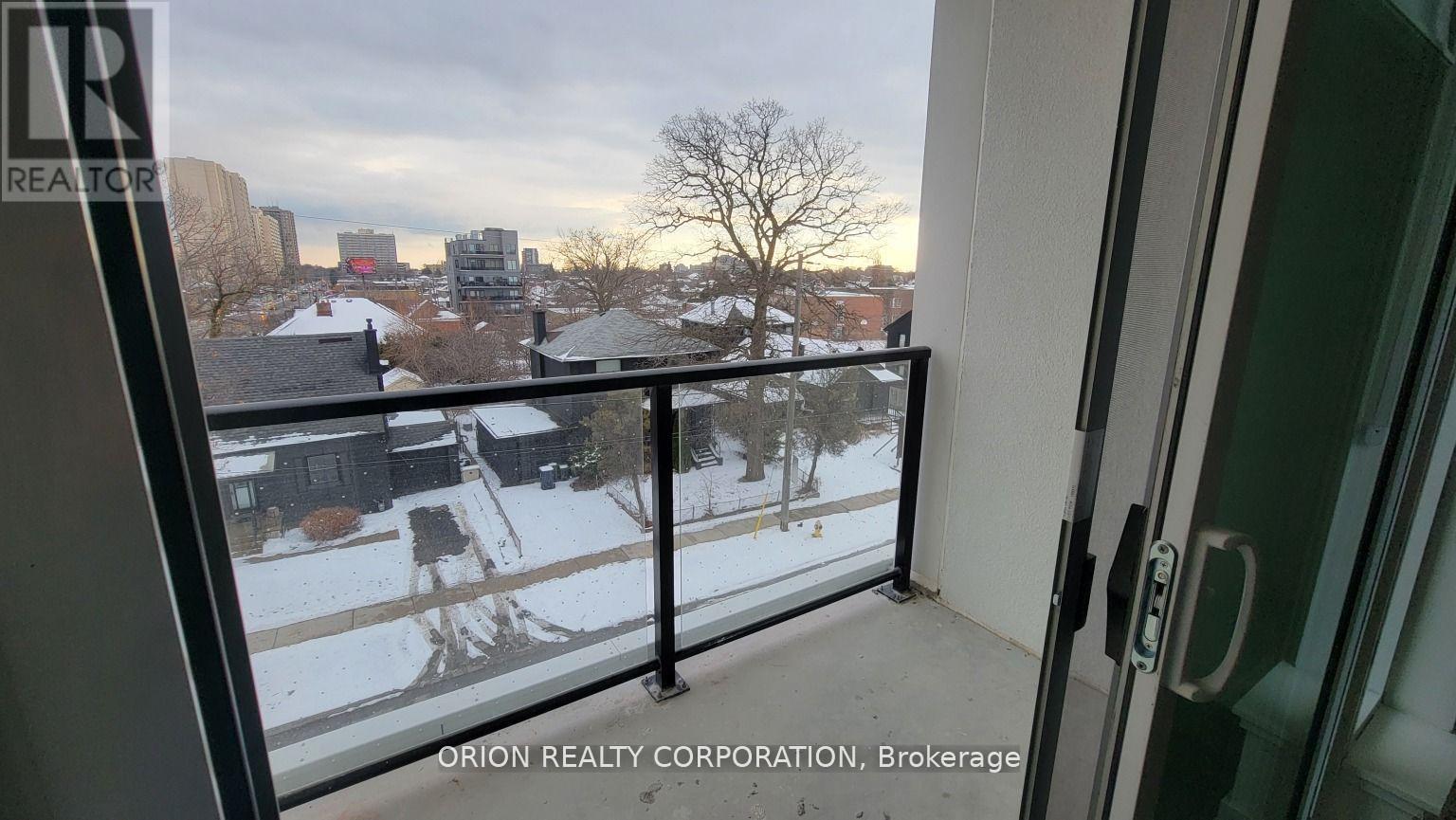 410 - 556 Marlee Avenue, Toronto (Yorkdale-Glen Park), Ontario  M6B 0B1 - Photo 22 - W12935002