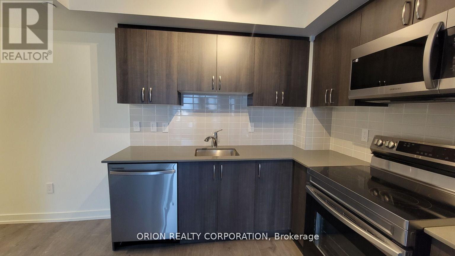 410 - 556 Marlee Avenue, Toronto (Yorkdale-Glen Park), Ontario  M6B 0B1 - Photo 5 - W12935002